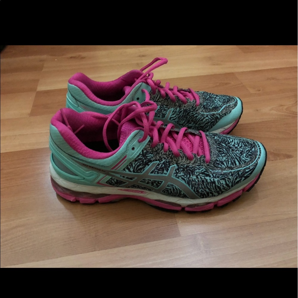 ASICS Kayano 22